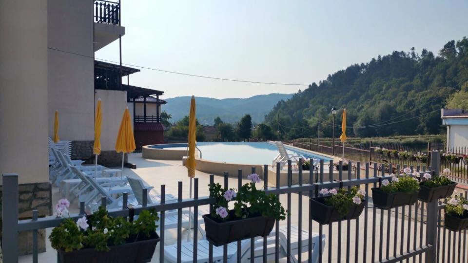 Tryavna Lake Hotel & Spa Экстерьер фото